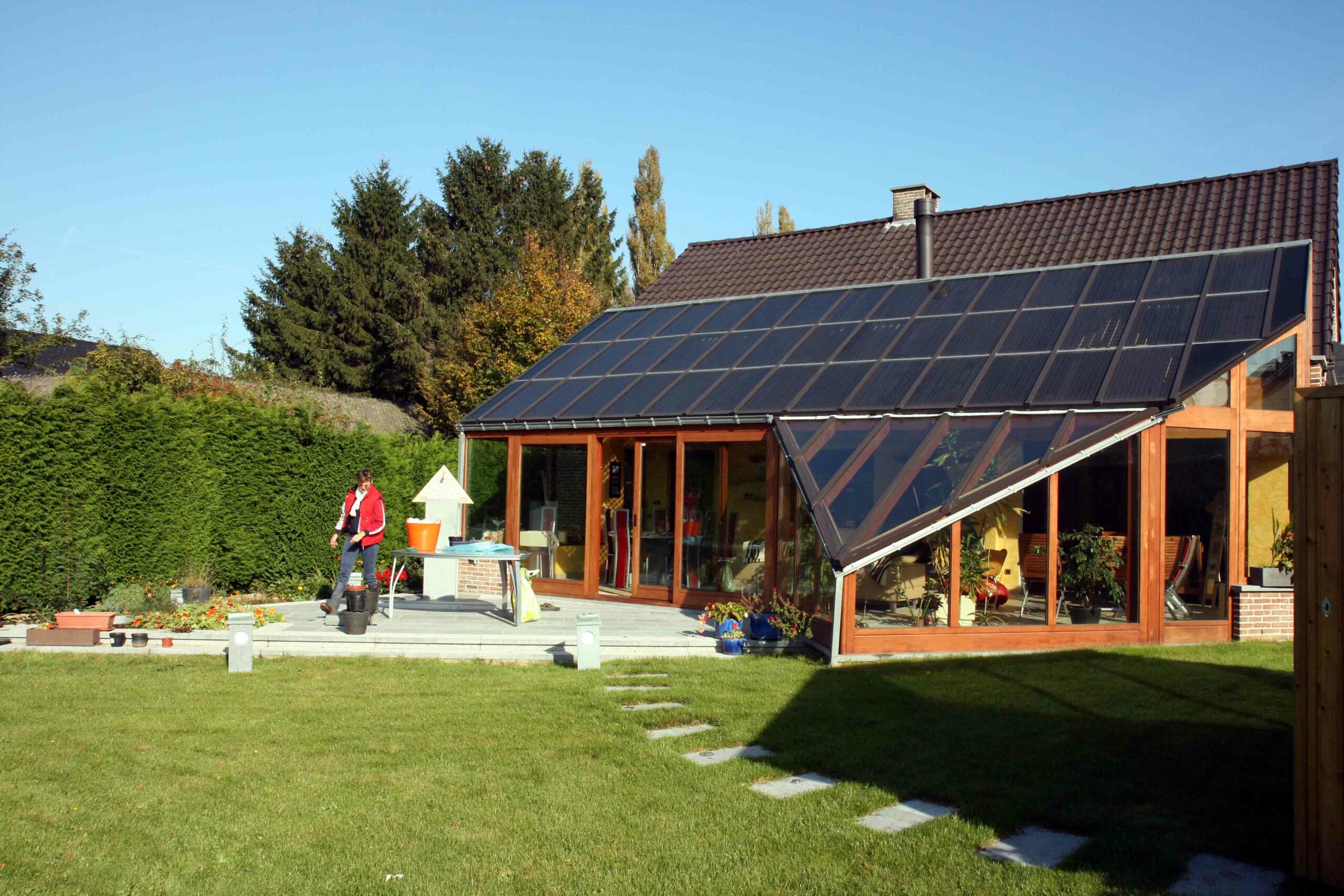 FJF-ÉNERGIES-Installation-panneaux-photovoltaïques-vendome-beaugency-véranda-photovoltaïque